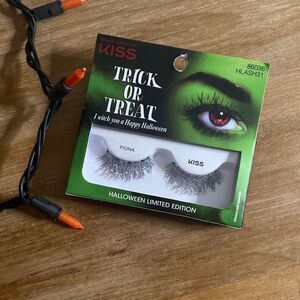 NWT Kiss Silver Glitter witch halloween eyelashes costume FESTIVAL HOLIDAY